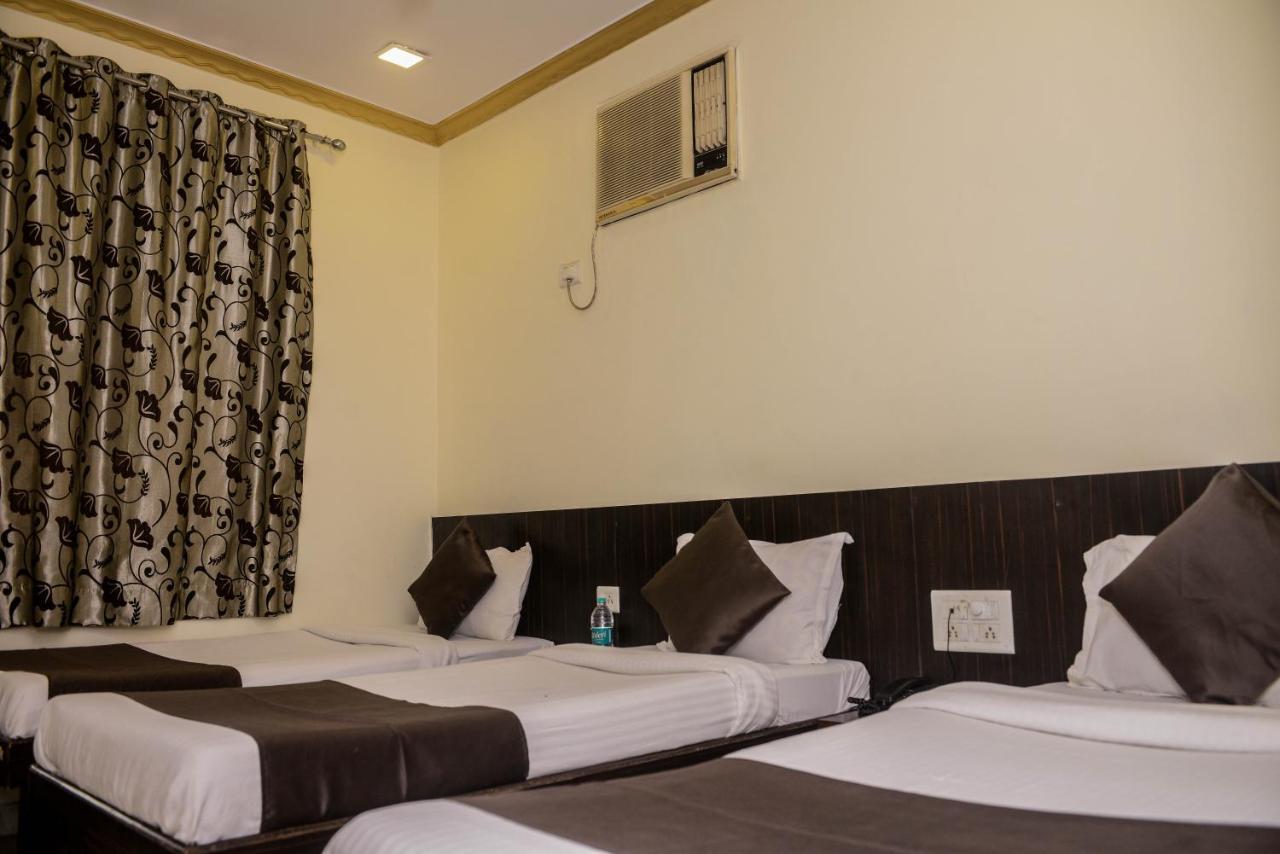 Hotel National Mumbai Exterior foto